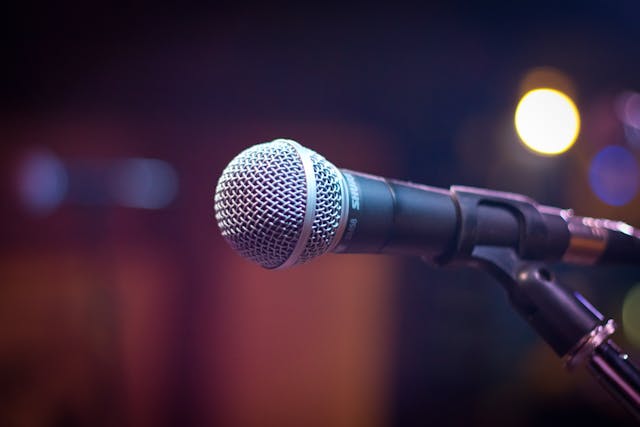 张弛5天播音训练营可靠吗?短期播音训练营的可靠性分析